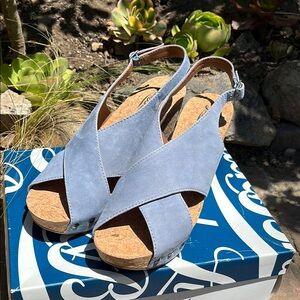 Lucky Brand criss cross light blue suede wedge sandal